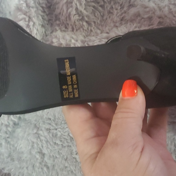 Quipid Open-Toe Peral Accent Heels - Picture 6 of 9